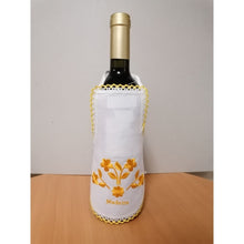 Carregar imagem no visualizador da galeria, Avental de Garrafa Bordado à Máquina: Amarela; Flores Amarelas