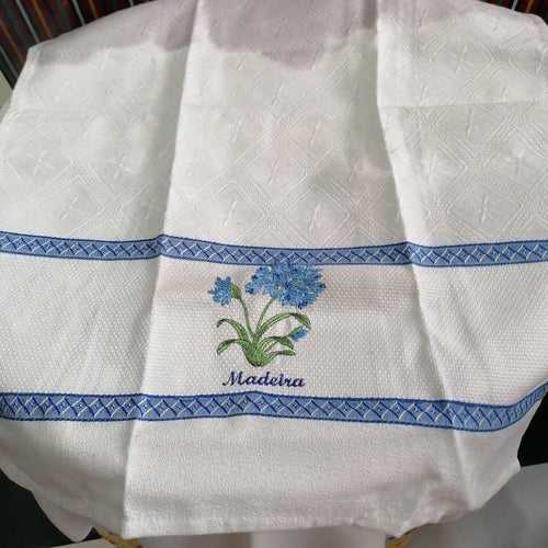 Pano Bordado Agapantes