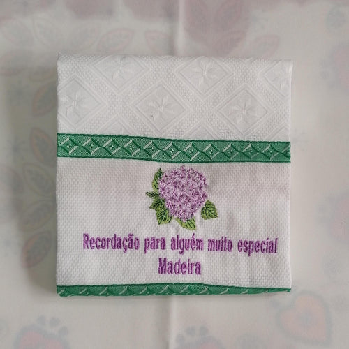 Pano Bordado Hortênsia