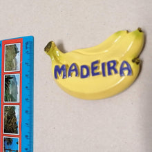 Carregar imagem no visualizador da galeria, Íman Banana da Madeira com régua
