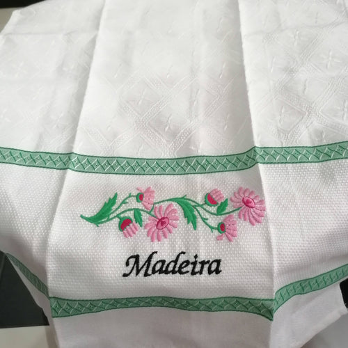 Pano Bordado Margaridas