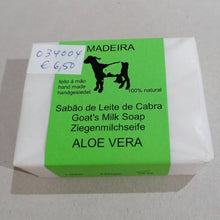 Carregar imagem no visualizador da galeria, Sabonete de Leite de Cabra 120 grs: Aloe Vera
