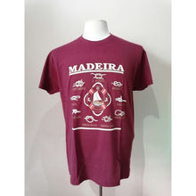 Carregar imagem no visualizador da galeria, T-shirt Freguesias da Madeira: Cor de Vinho
