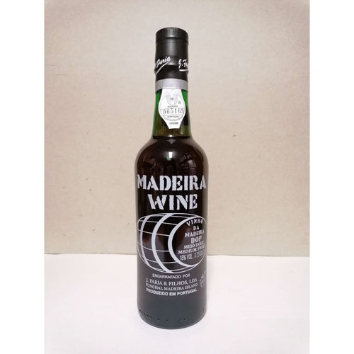 Vinho Madeira 3 anos 37,5 cl: Meio Doce